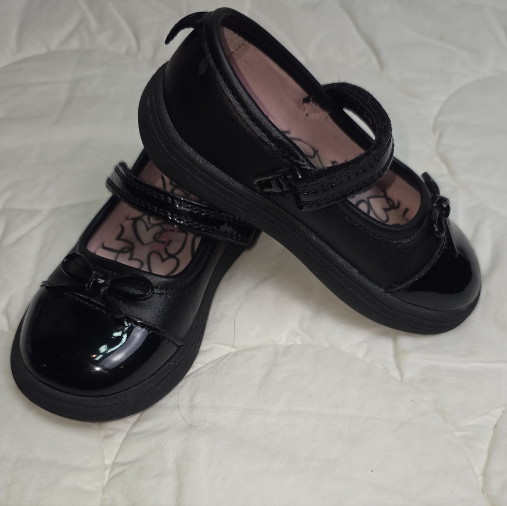 Carter’s Girls Mary Jane Dress Shoes Black Patent Toe Bow Toddler Size 6 Velcro